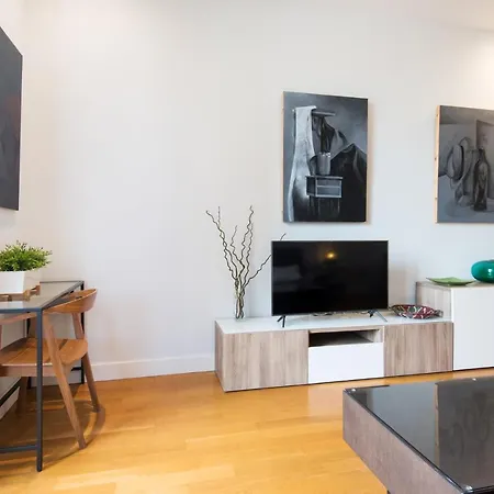 Royal Art Museum Apartment *